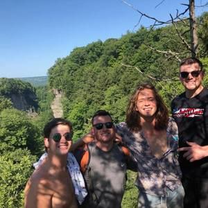 Meet your Posher, Ben